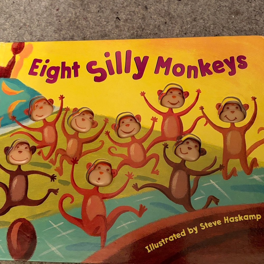 Bundle of 4 children’s books - Picture 6 of 9